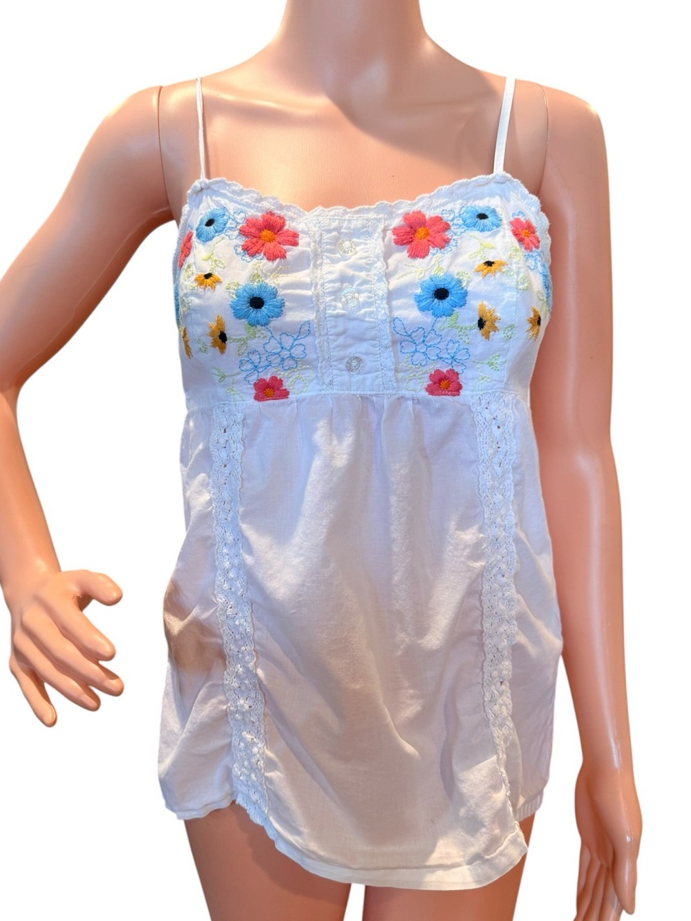 Split White Cotton Embroidered Cami Tank Top Floral Lace Sumer Size Medium